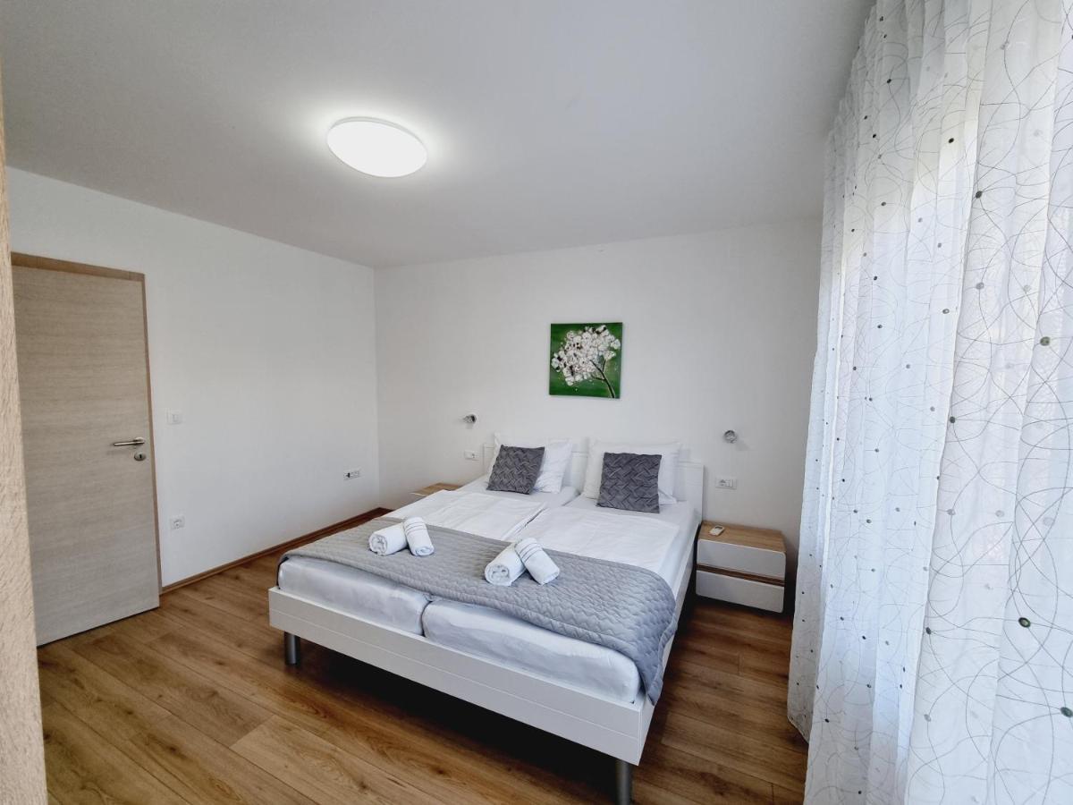 Apartman Maslina 克尔克 外观 照片