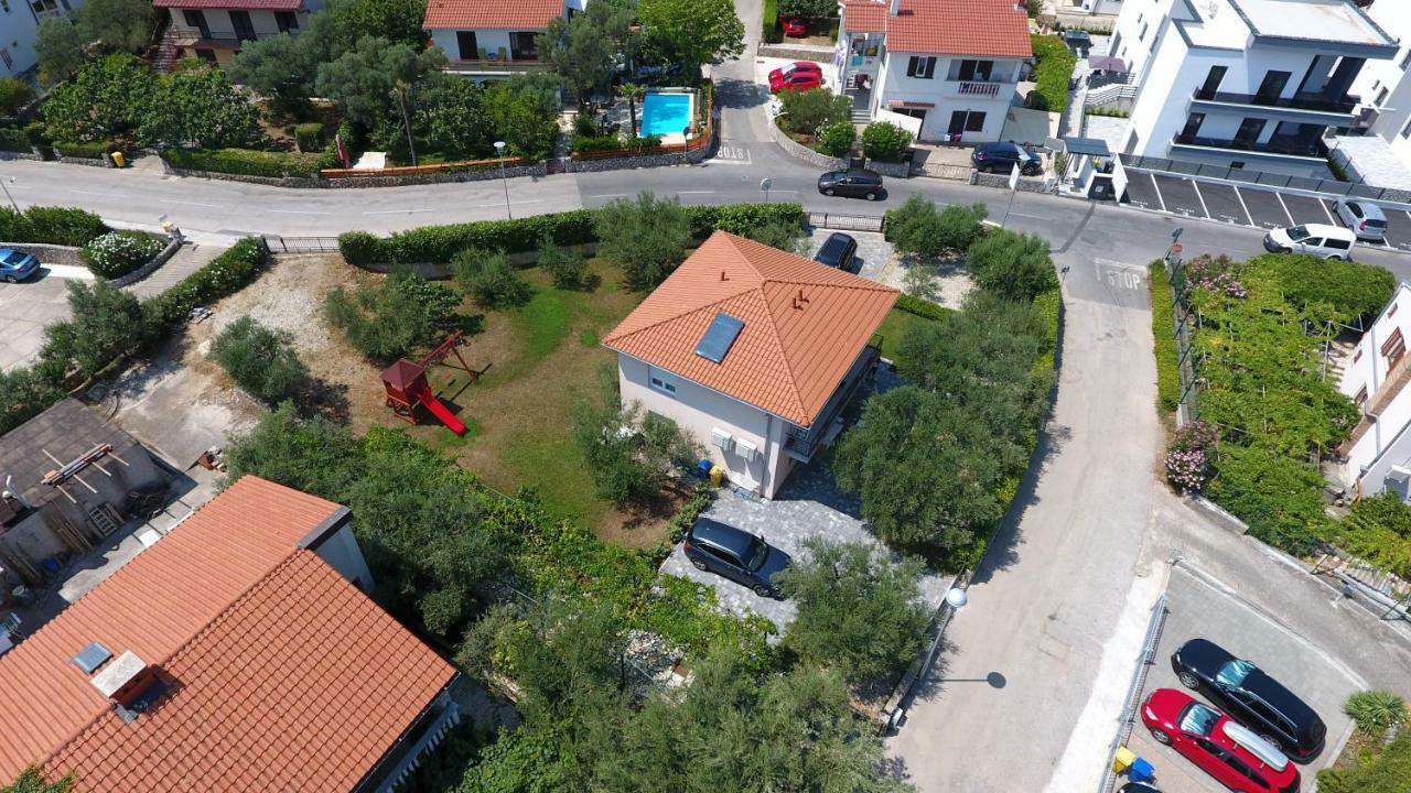 Apartman Maslina 克尔克 外观 照片
